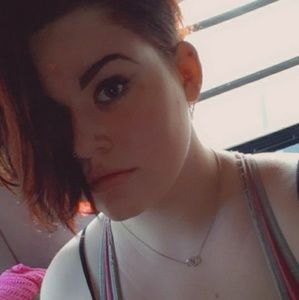 Meet your Posher, Tala